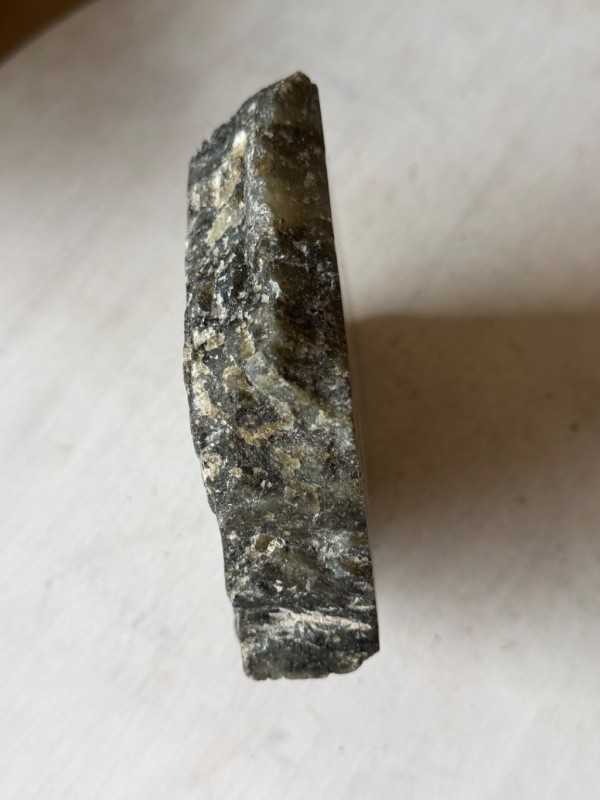 Labradorite (0.775kg)