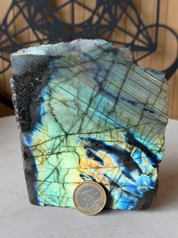 Labradorite (0.585kg)