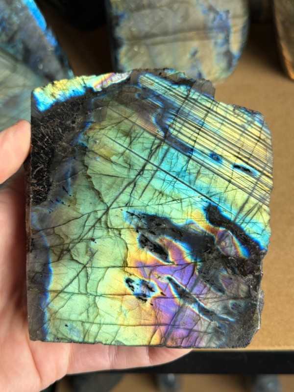 Labradorite (0.585kg)