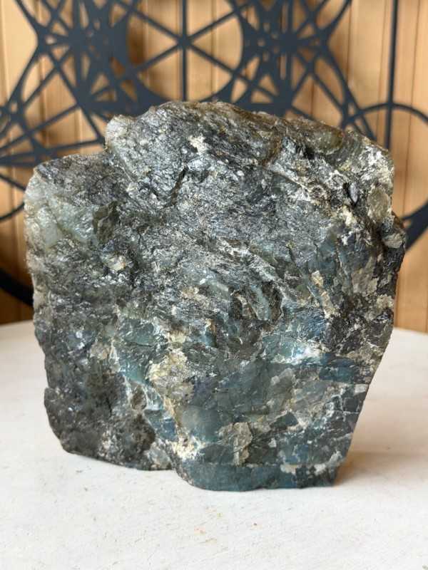 Labradorite (0.585kg)