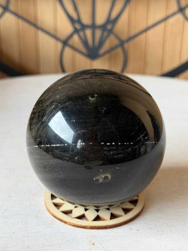 Sphère en obsidienne dorée (0.335kg)