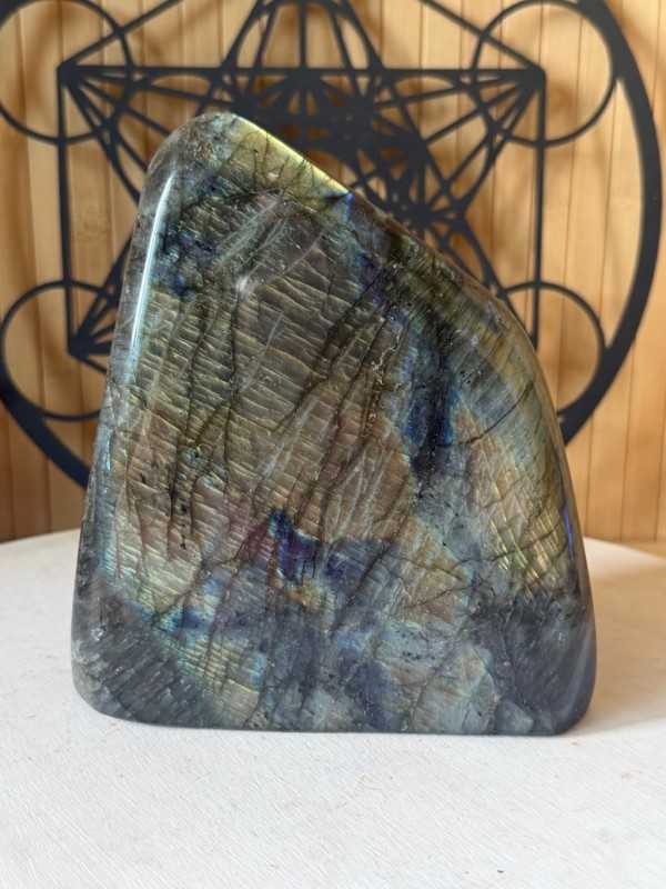 Labradorite (2.1kg)