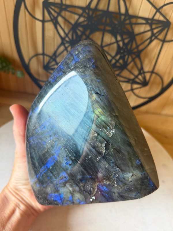 Labradorite (2.1kg)