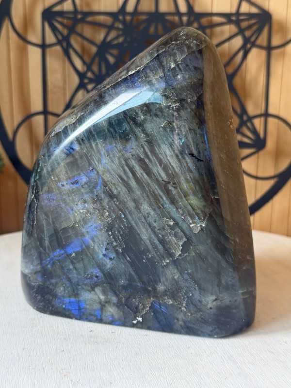 Labradorite (2.1kg)