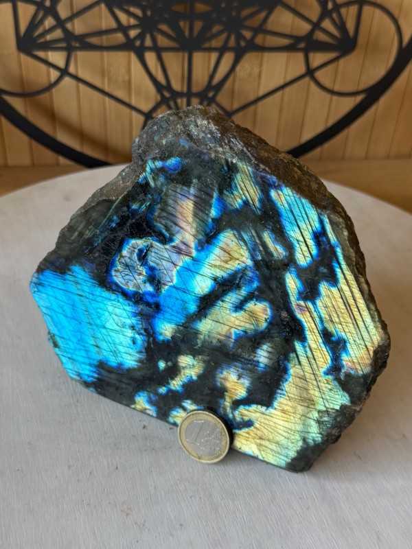 Labradorite (1.885kg)