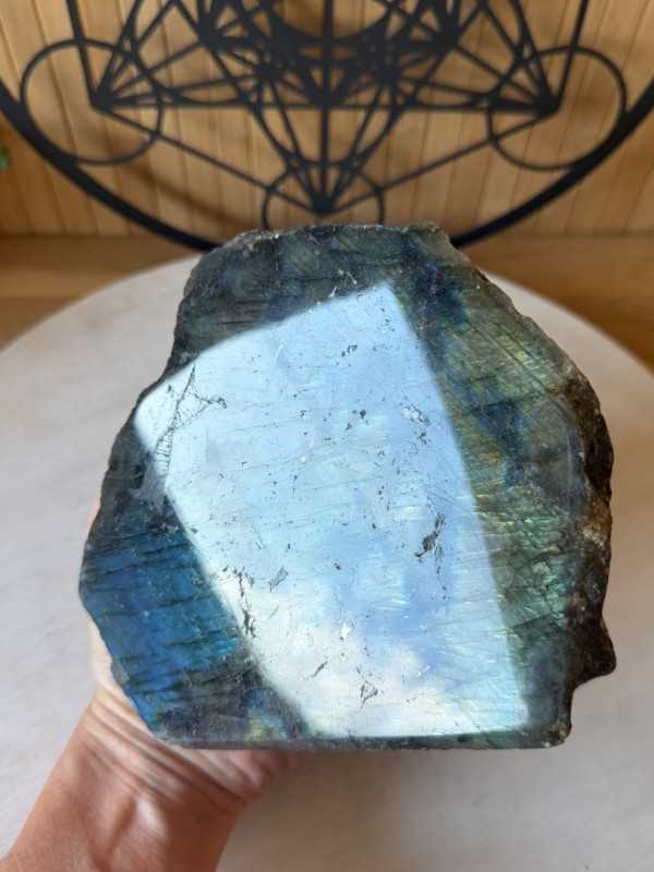 Labradorite (1.885kg)