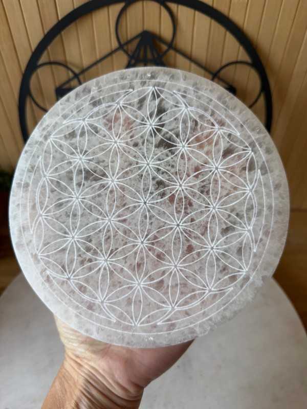 Disque sélénite fleur de vie (0.71kg)