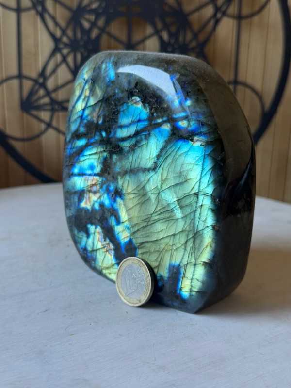Labradorite (1.1kg)