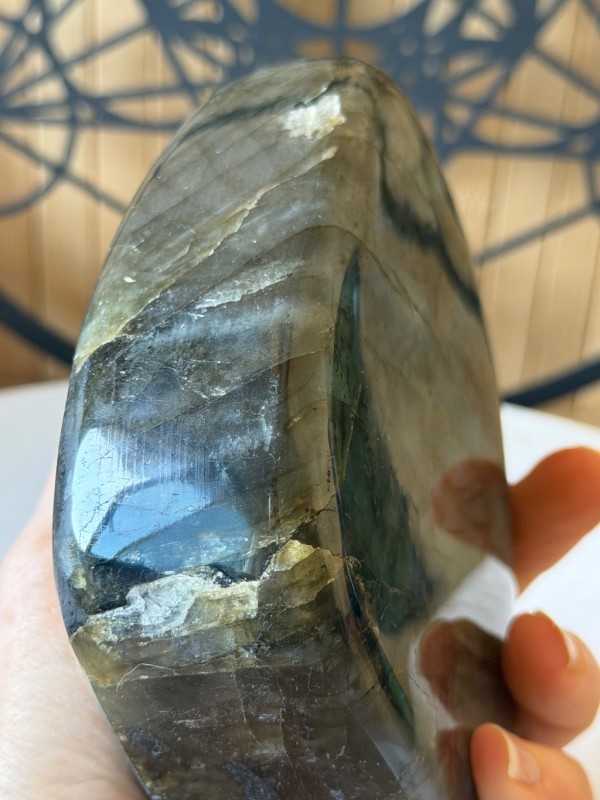 Labradorite (1.1kg)