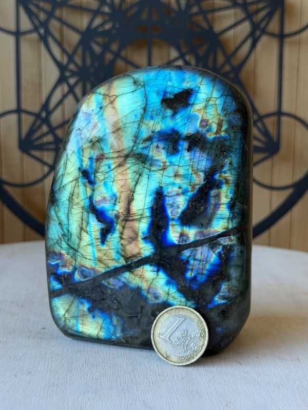 Labradorite (0.91kg)