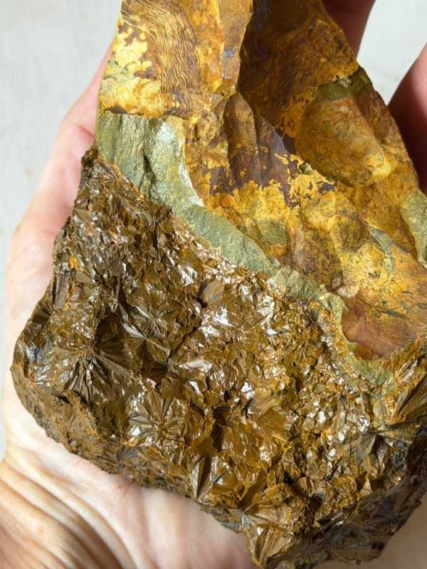Jaspe jaune (0.85kg)