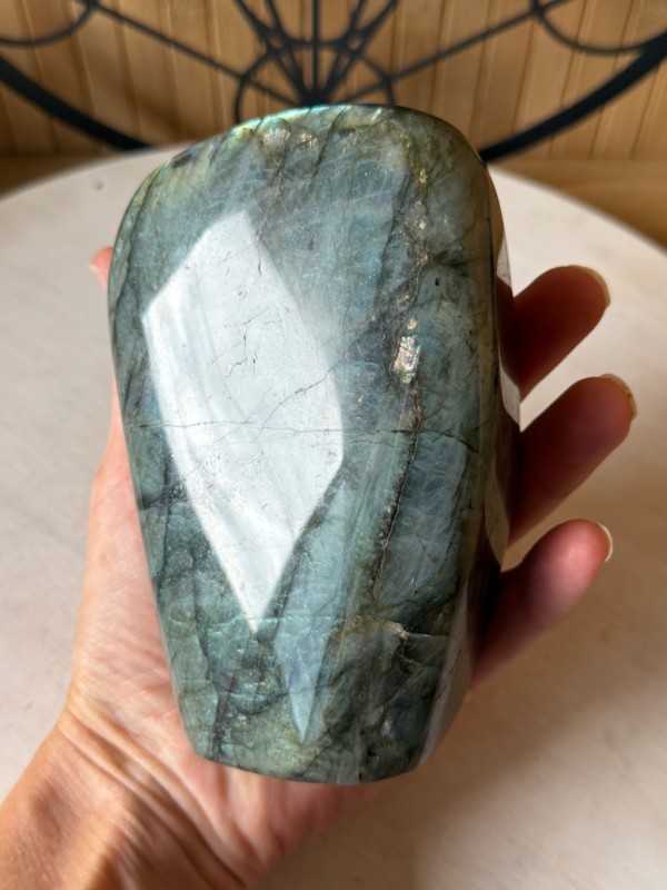 Labradorite (1.05kg)