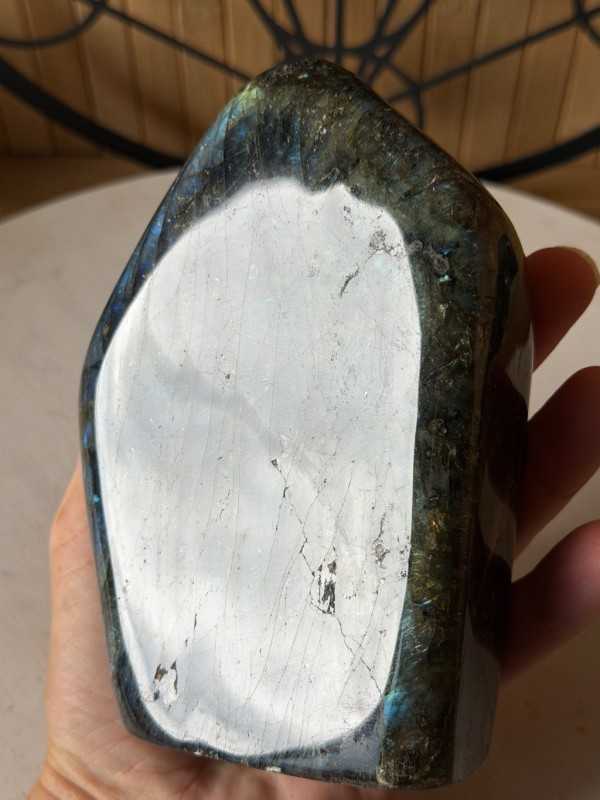 Labradorite (1.105kg)