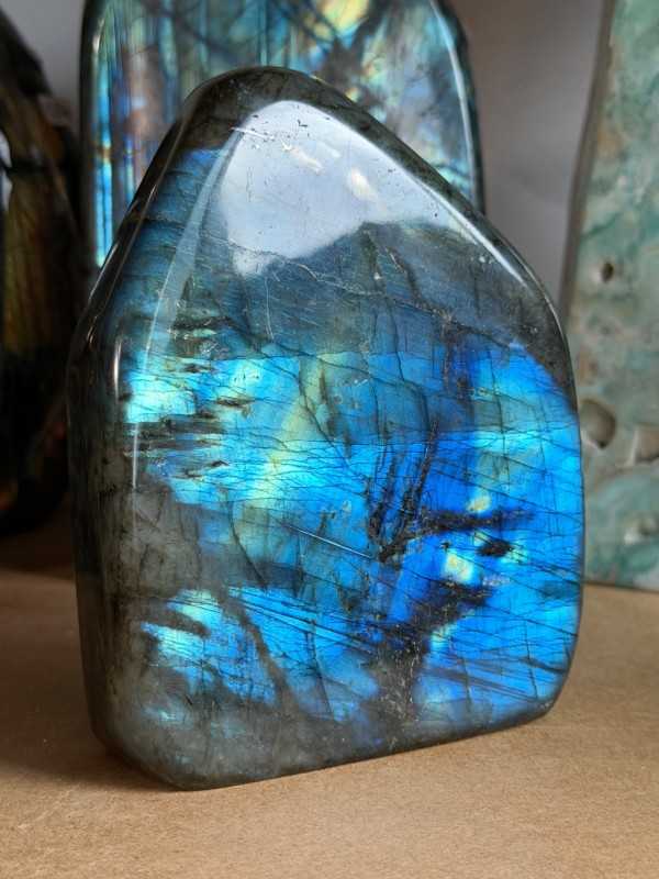 Labradorite (0.925kg)