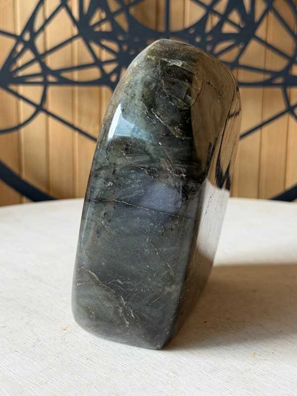 Labradorite (0.835kg)