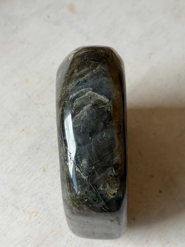 Labradorite (0.835kg)