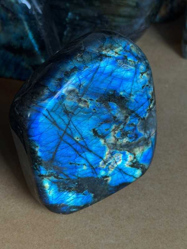 Labradorite (0.835kg)