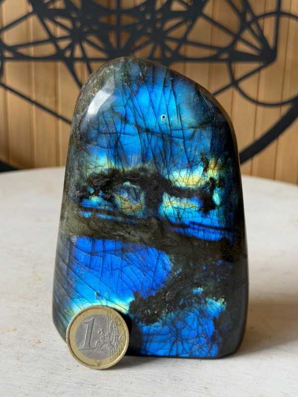 Labradorite (0.565kg)