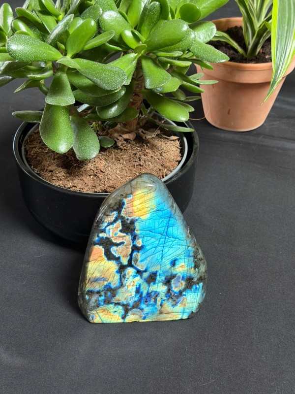 Labradorite (2kg)
