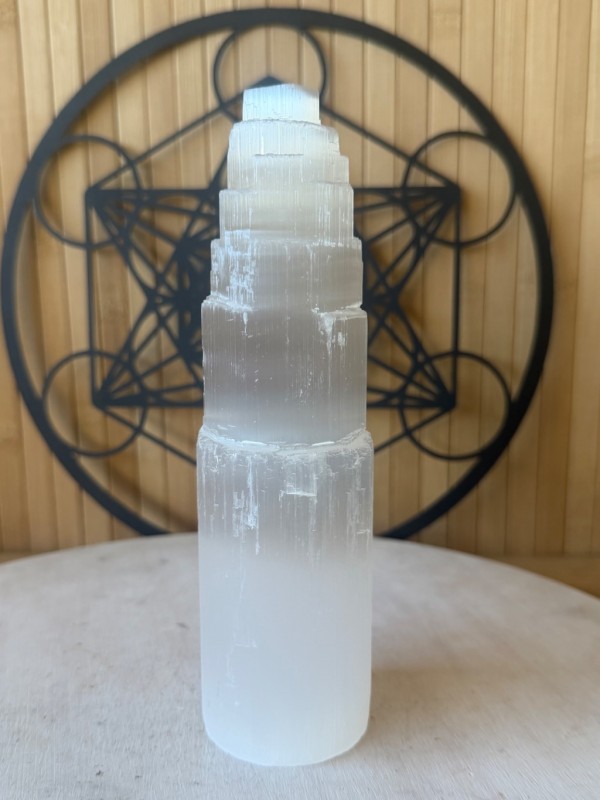 Tour en sélénite (0.73kg)