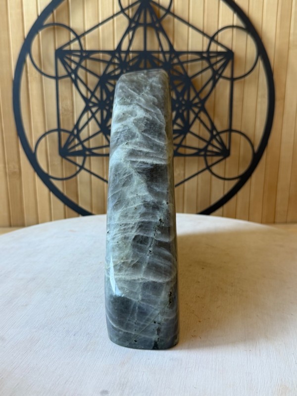 Labradorite violette (2.475kg)