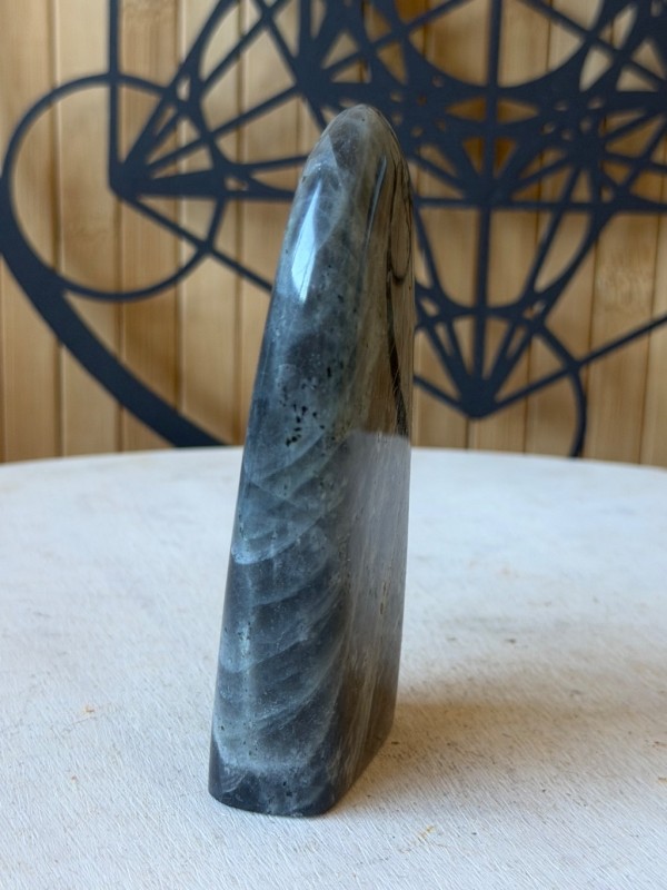 Labradorite violette (0.205kg)