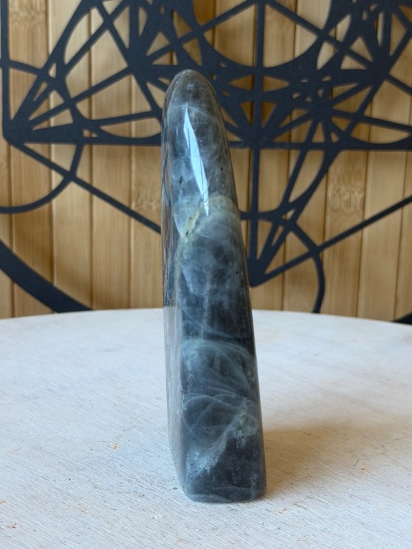 Labradorite violette (0.205kg)