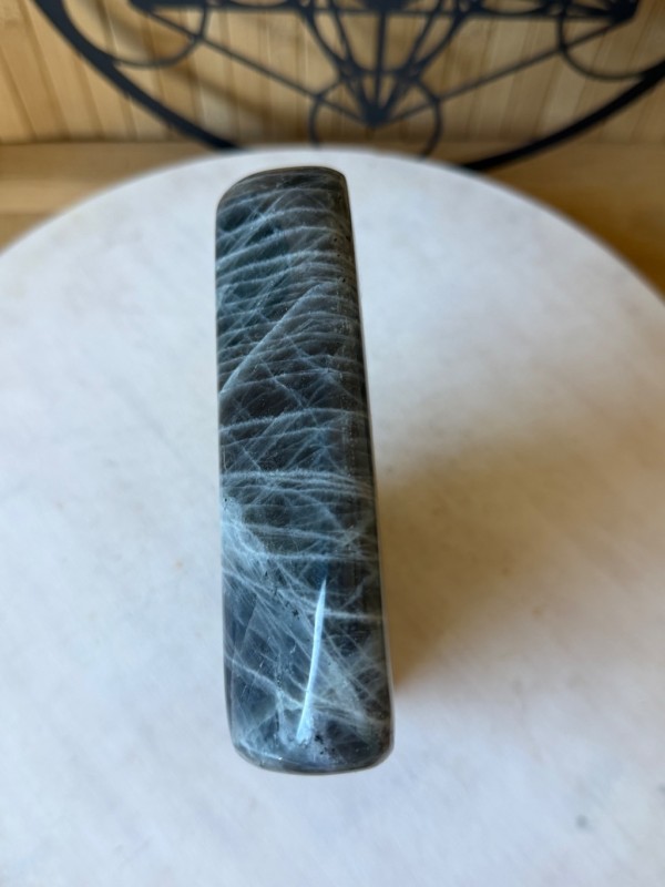 Labradorite violette (1.69kg)
