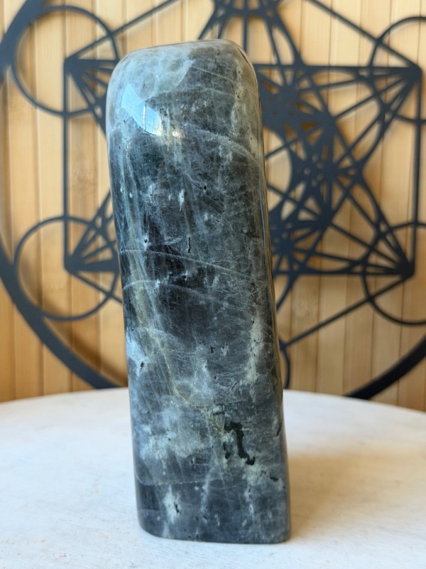 Labradorite violette (1.825kg)