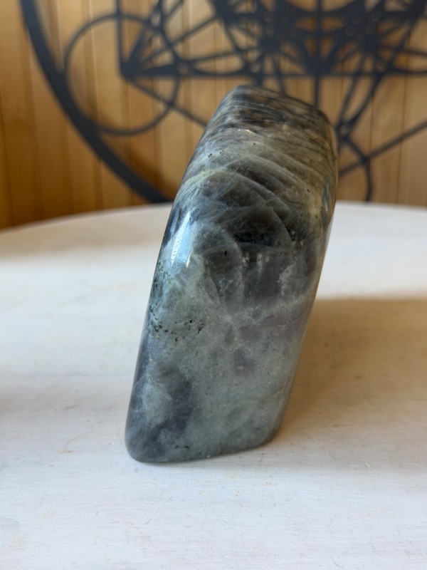 Labradorite violette (0.91kg)