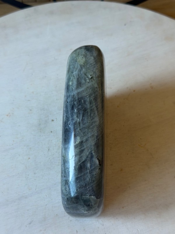Labradorite violette (0.715kg)