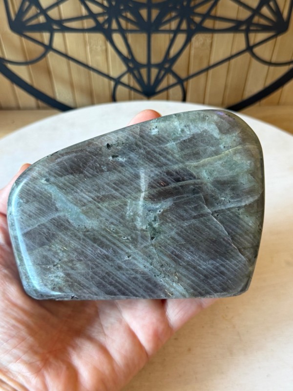Labradorite violette (0.715kg)