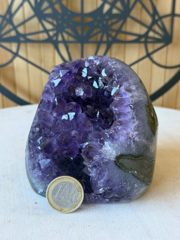Géode d’ Amethyste (0.875kg)