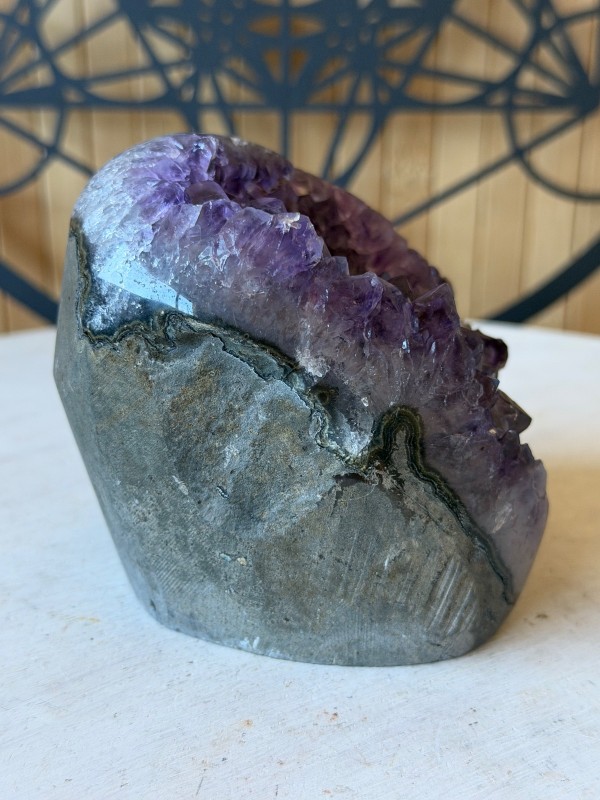 Géode d’ Amethyste (0.875kg)