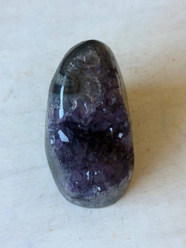 Géode d’ Amethyste (0.615kg)