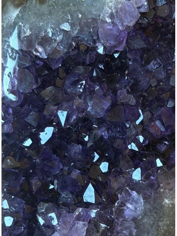 Geode d’ Améthyste (0.75kg)