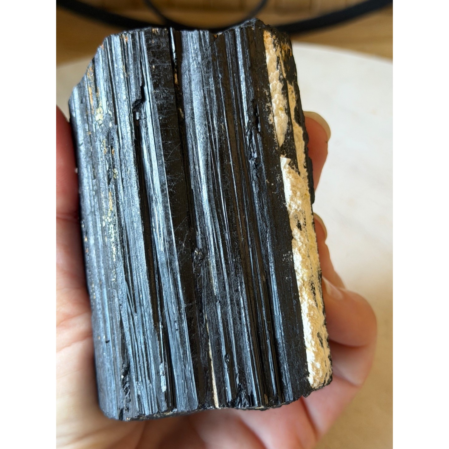 Tourmaline noire (0.73kg)
