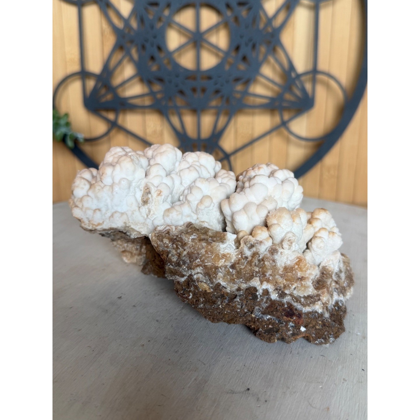 Aragonite (0.715kg)