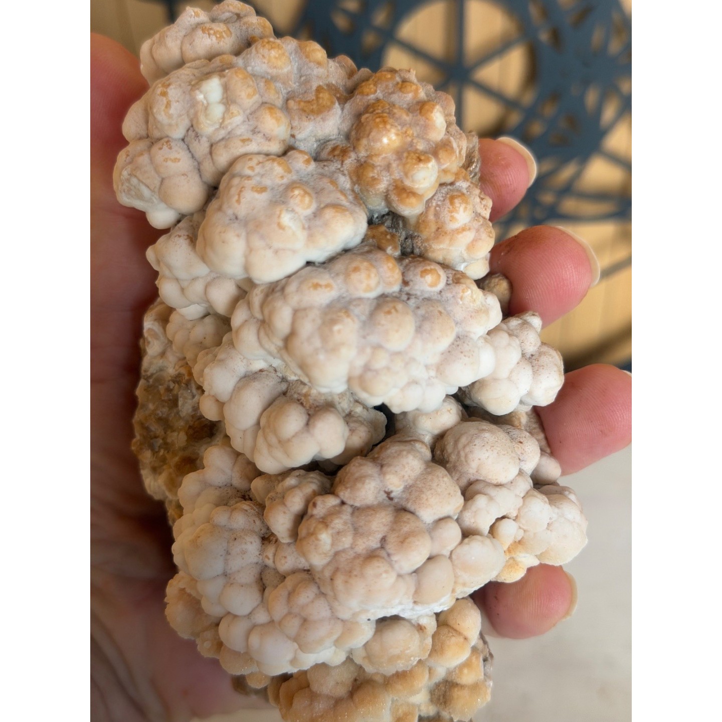 Aragonite (0.715kg)