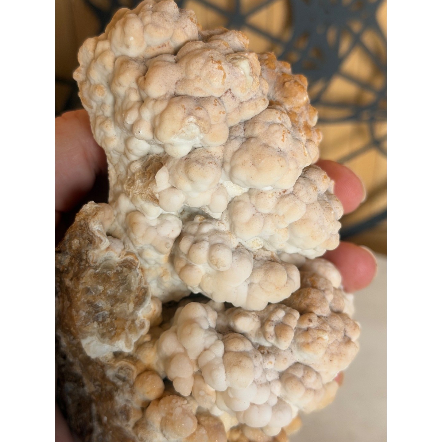 Aragonite (0.715kg)