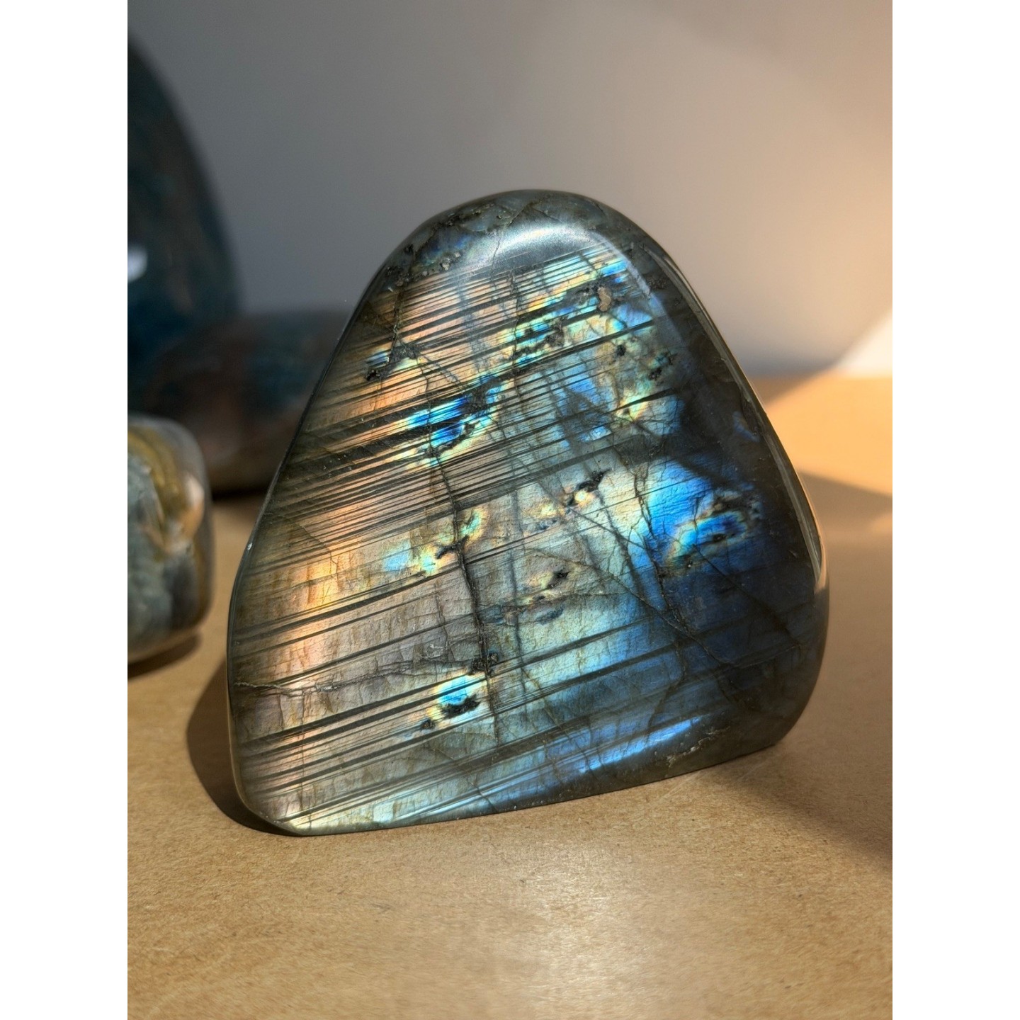 Labradorite (0.3kg)