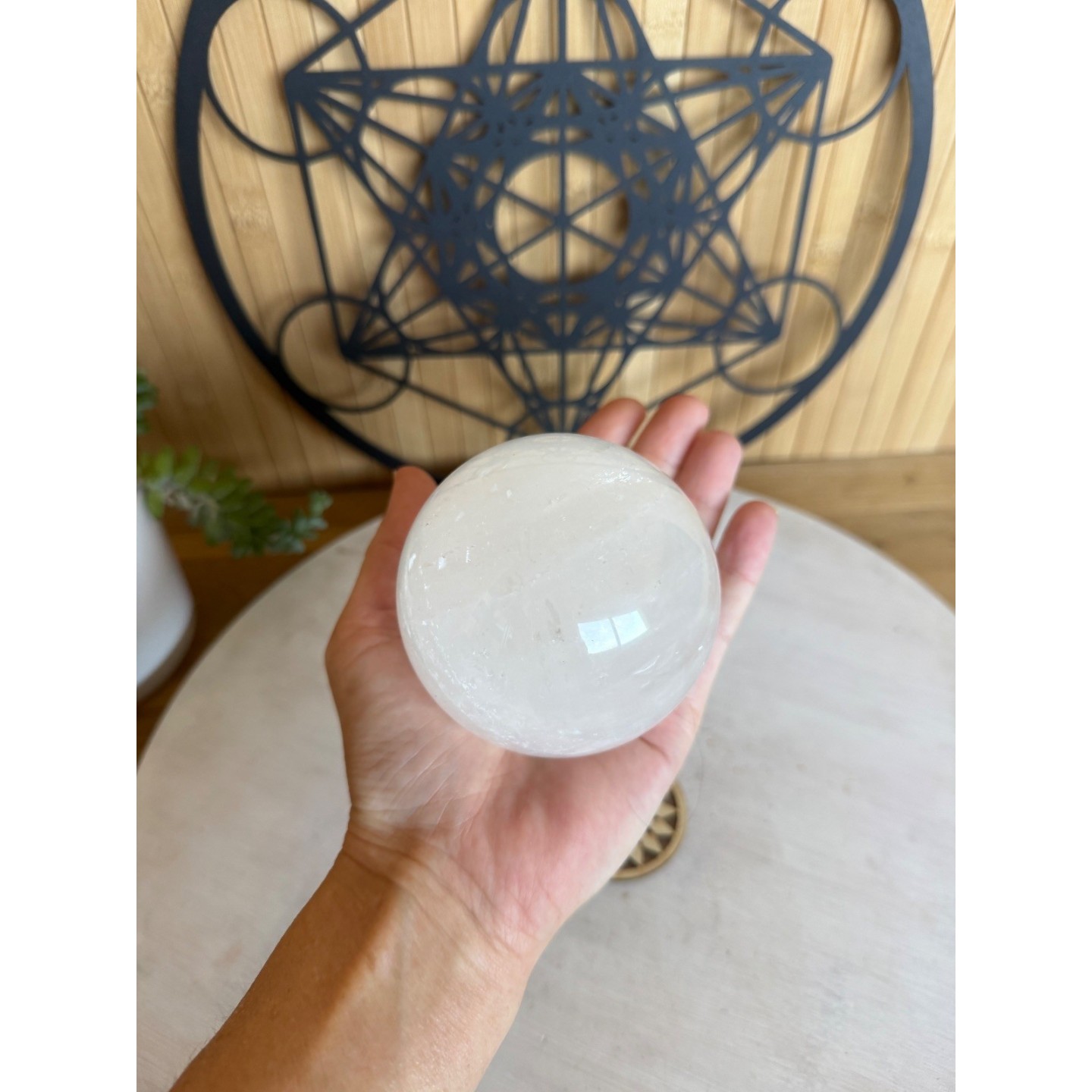Sphère en calcite blanche (0.76kg)