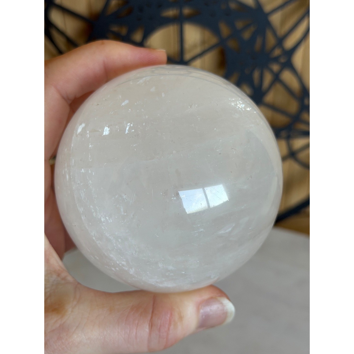 Sphère en calcite blanche (0.76kg)