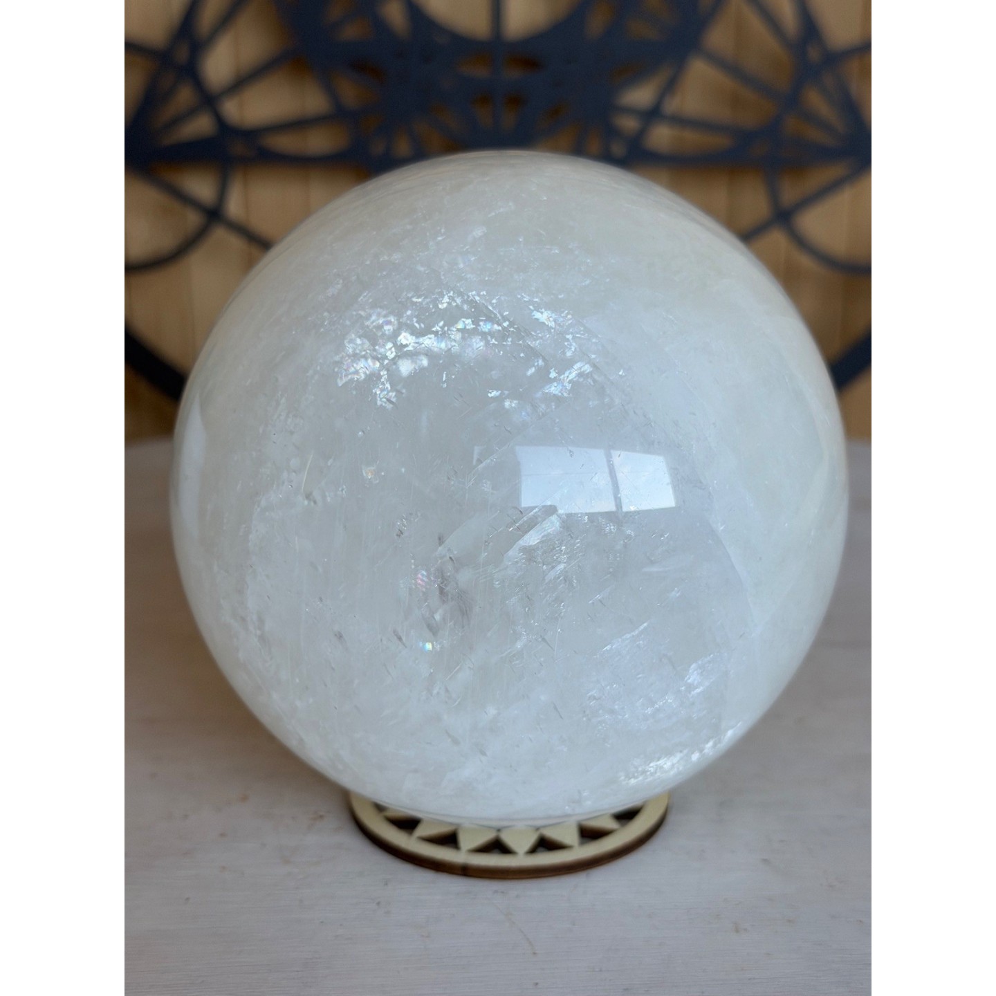 Sphère en calcite blanche (1.345kg)