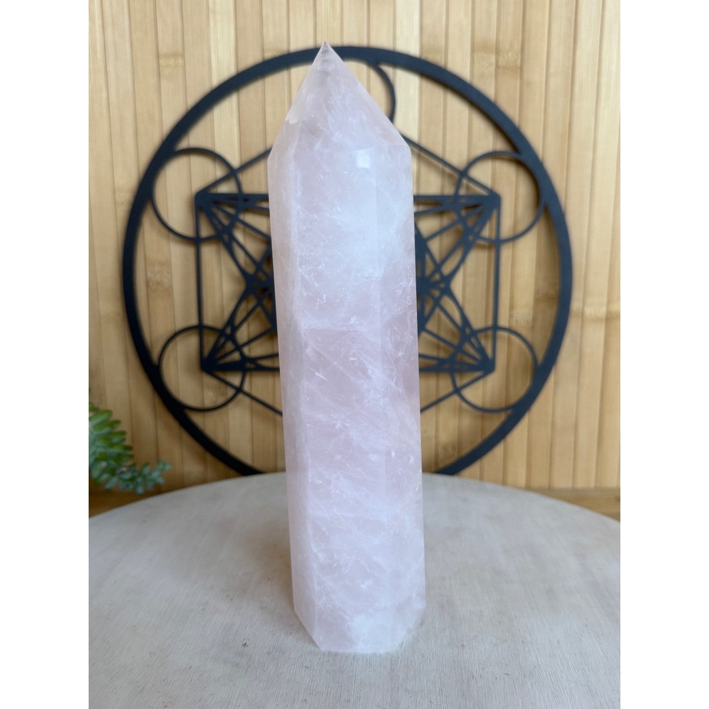 Pointe de quartz rose (0.97kg)