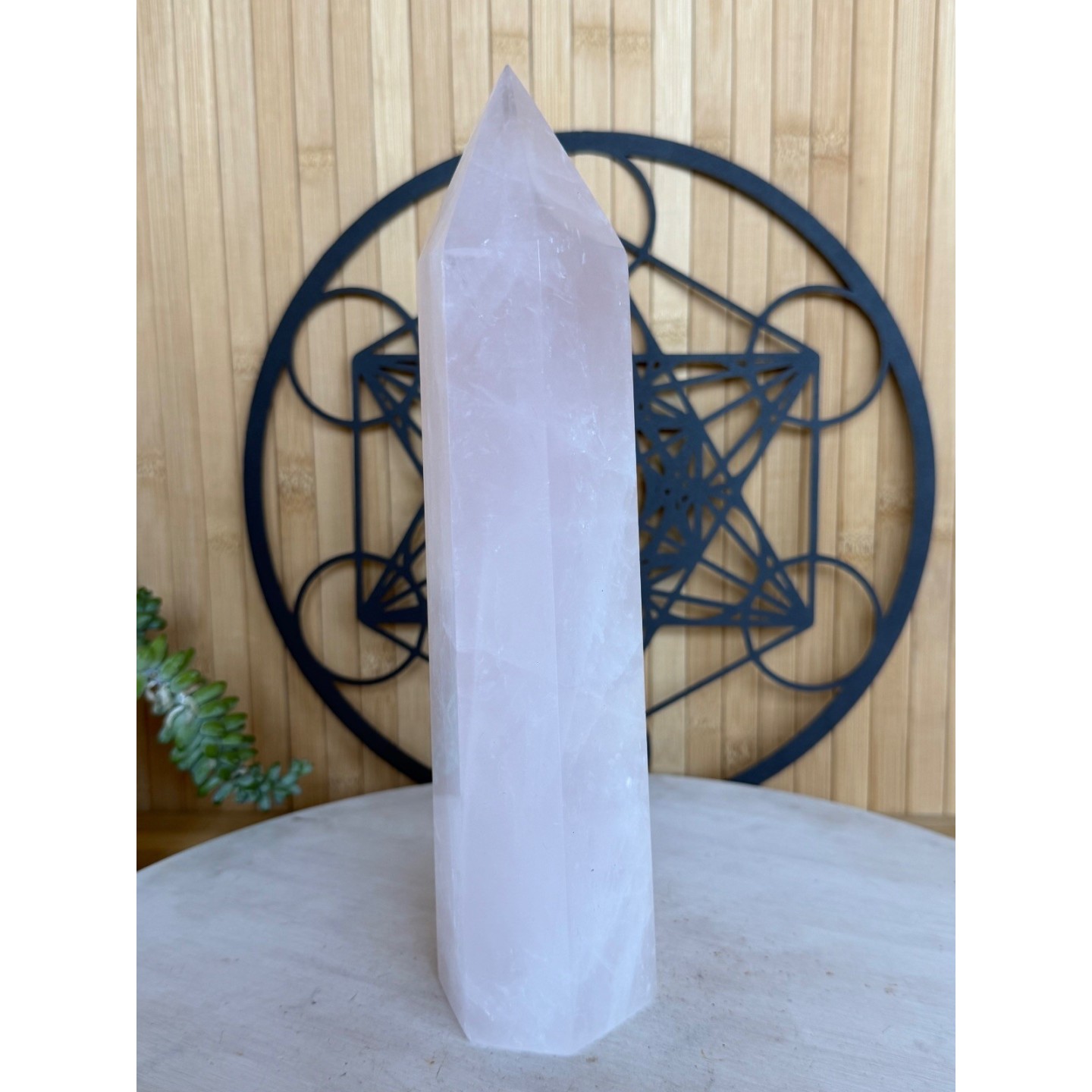 Pointe de quartz rose (1.41kg)