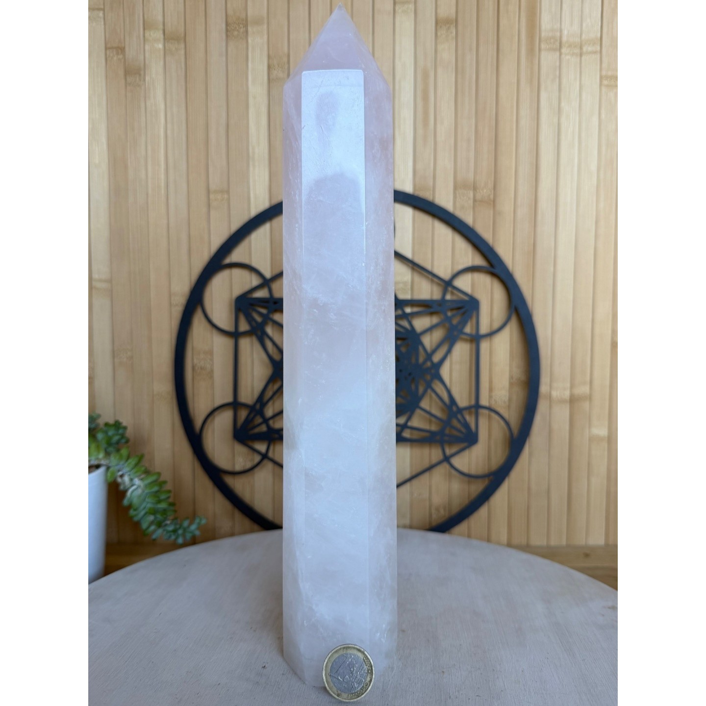 Pointe en quartz rose (1.35kg)