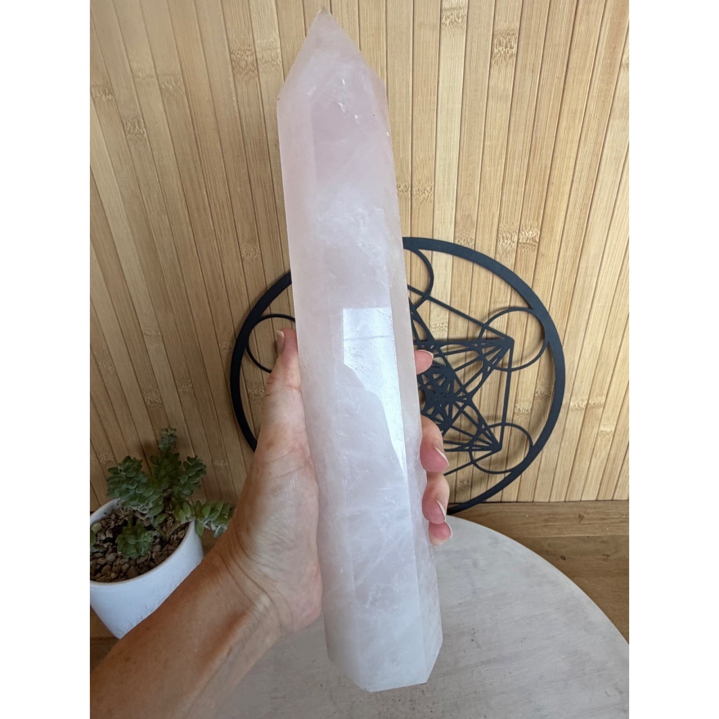Pointe en quartz rose (1.35kg)