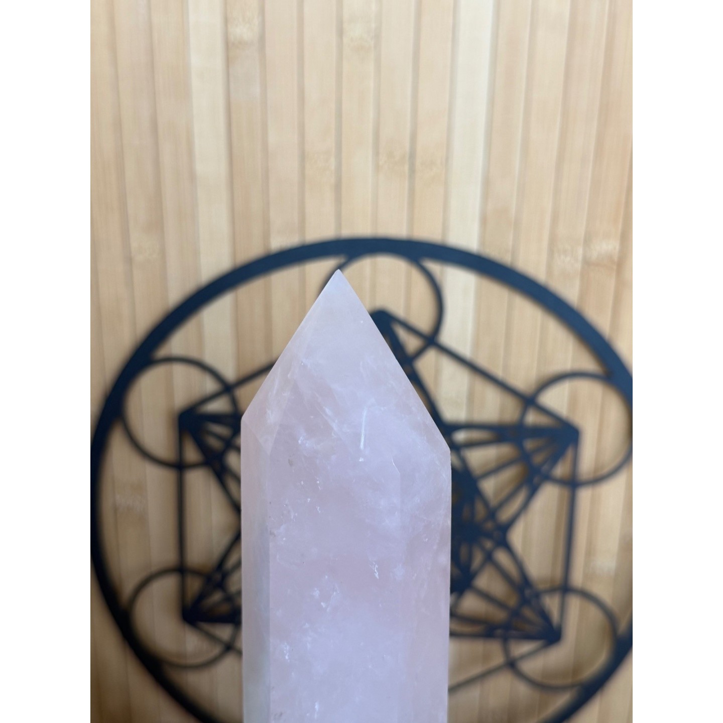 Pointe en quartz rose (1.35kg)