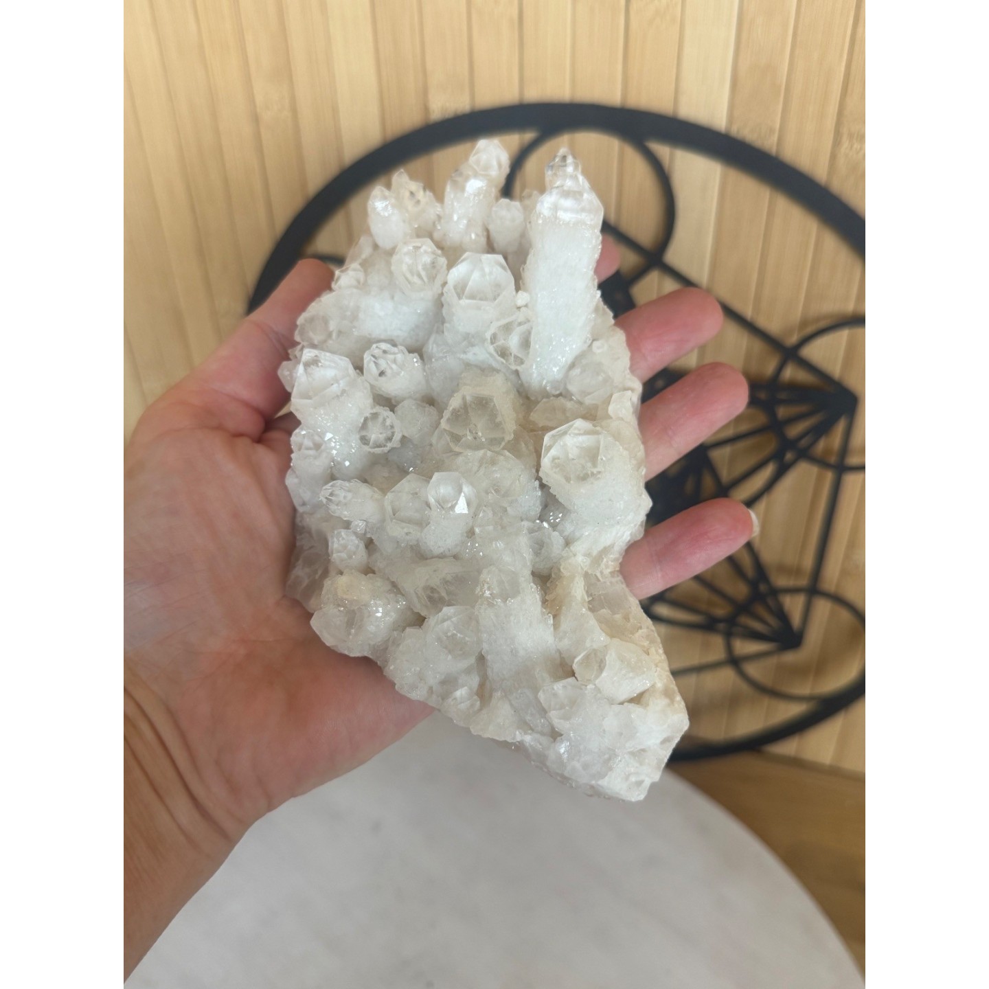 Druse de quartz chandelle (0.465kg)